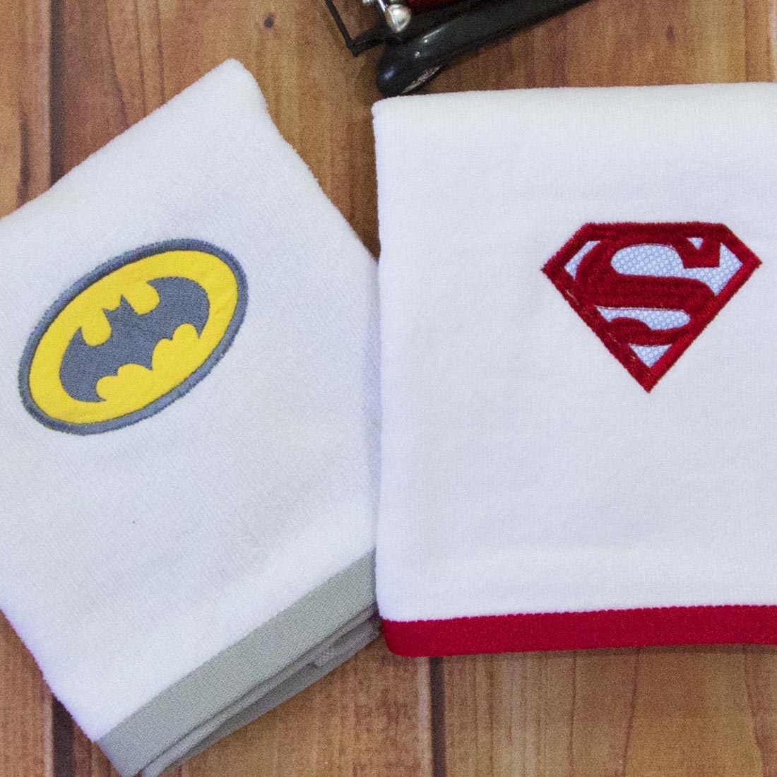 Superheroes Hand Towel Set